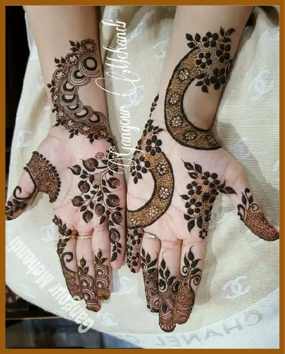 Diagonal Floral Stripe Aesthetic Front Hand Mehndi Design
